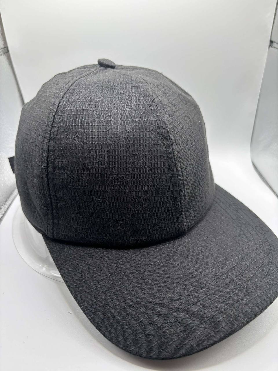 Monogramme GG Noire - Élégance Discrète