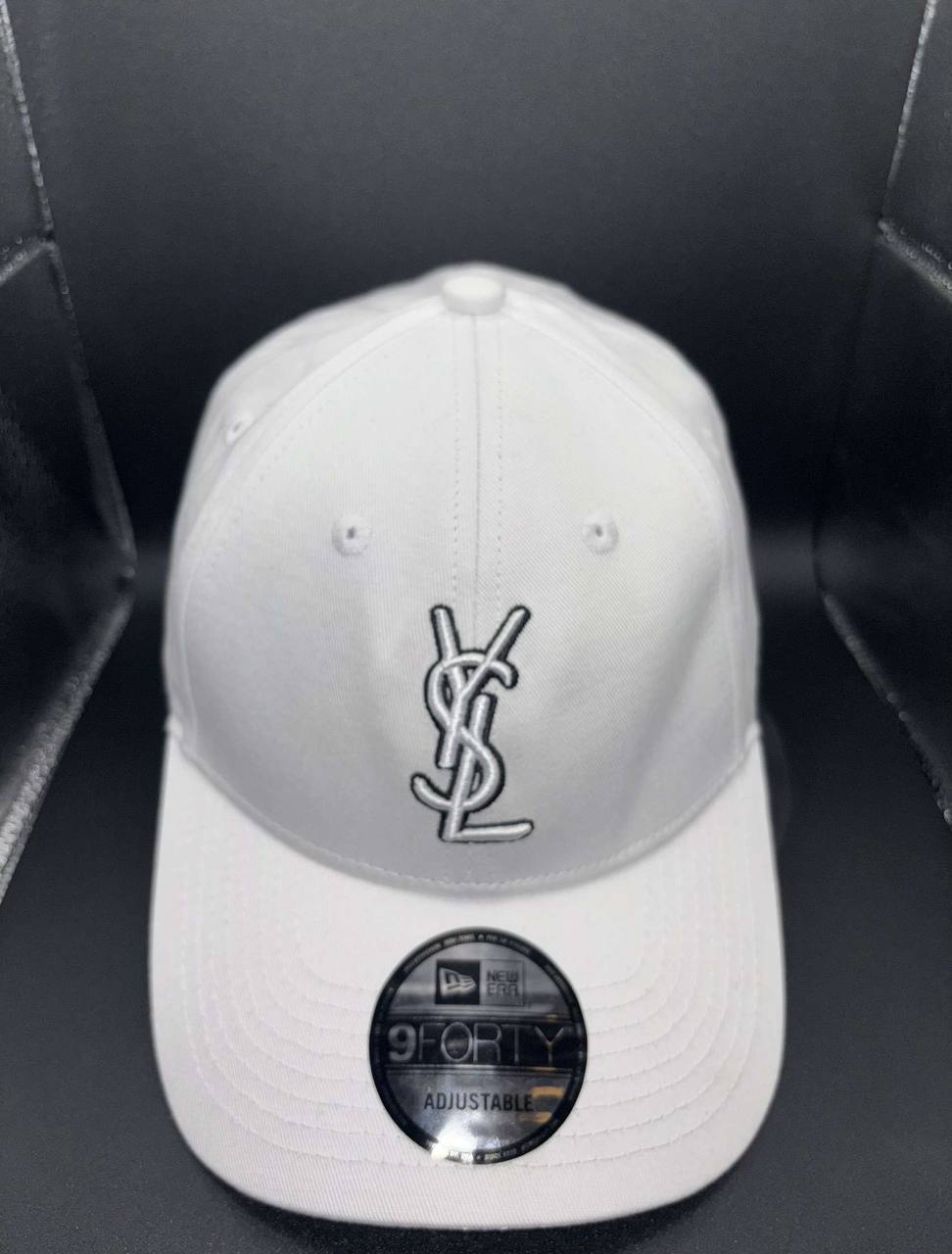 Casquette YSL (Yves Saint Laurent) Monogramme