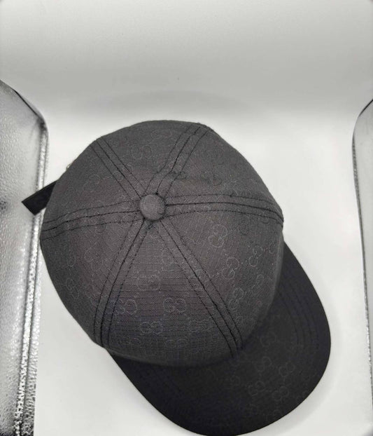 Monogramme GG Noire - Élégance Discrète