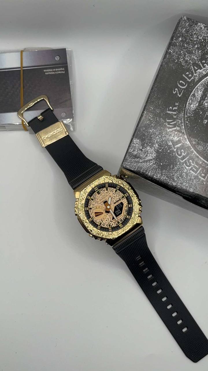 G-SHOCK GA-2100 Or & Noir - L'Élégance Robuste